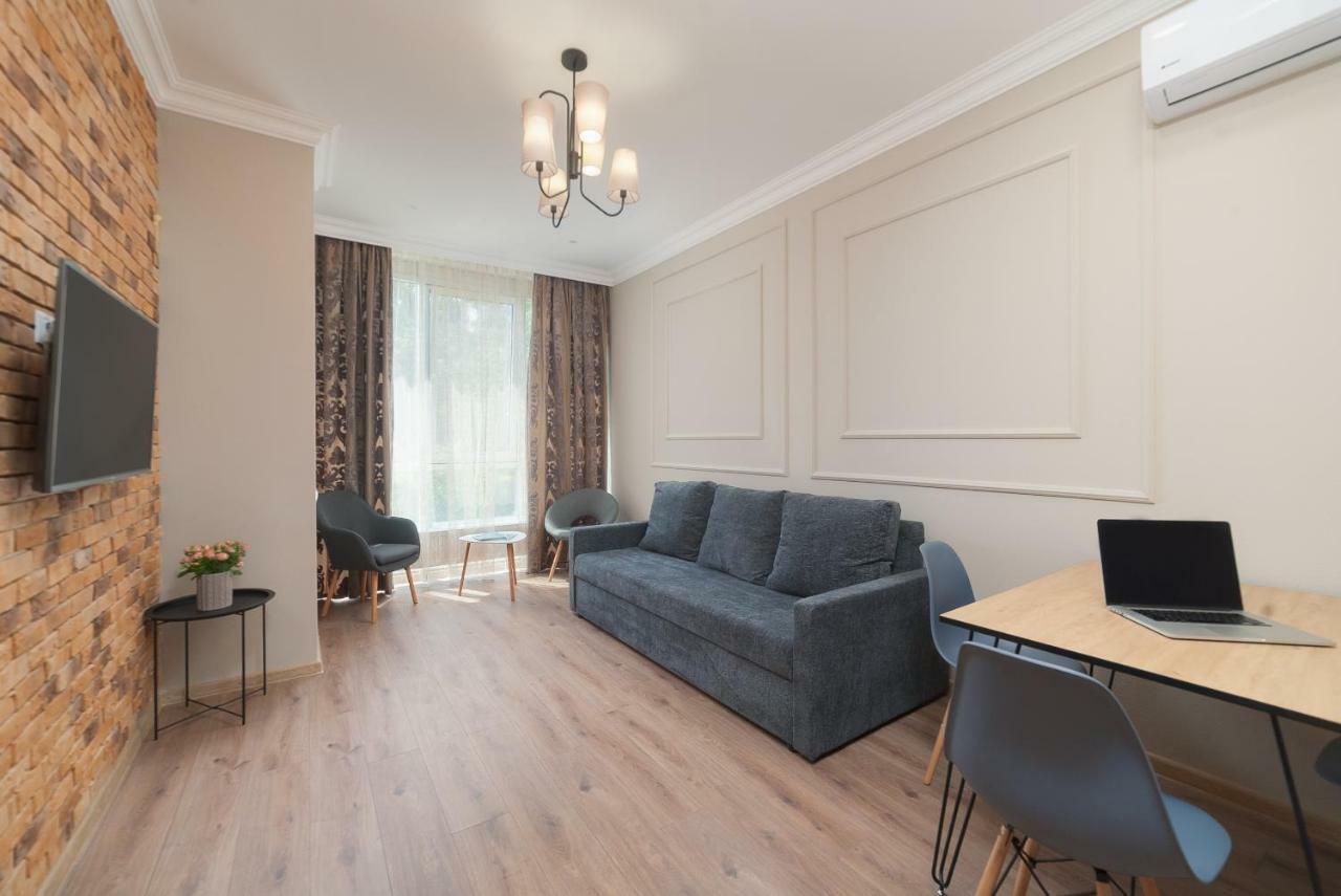 Green Apartments Одеса Екстериор снимка