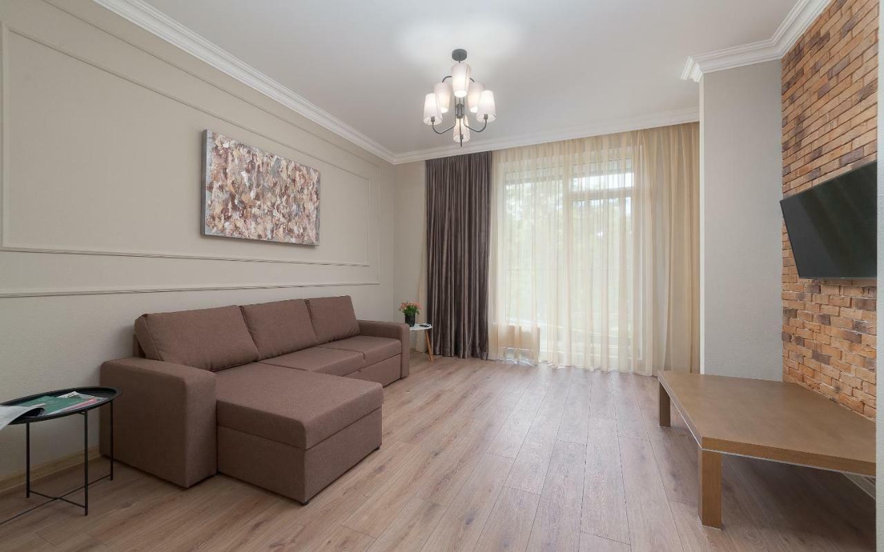 Green Apartments Одеса Екстериор снимка
